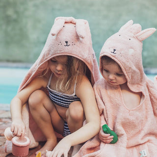 Mrs. Rabbit Hooded Towel 70x130cm