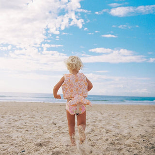 Kids Swim Vest Ocean Magic in Pink 3D