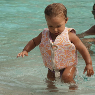 Kids Swim Vest Ocean Magic in Pink 3D
