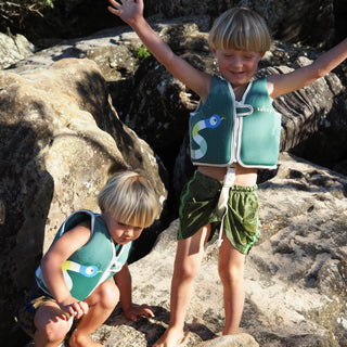 Kids Swim Vest Into the Jungle in Green